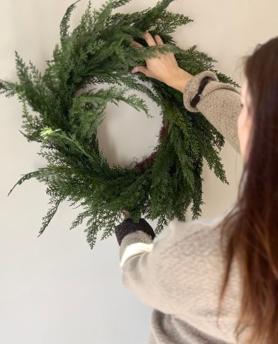 Noble Wreath 28"